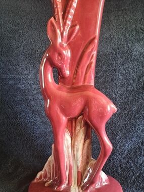 Vintage Haeger MCM Gazelle Vase Oxblood, R707  1950's